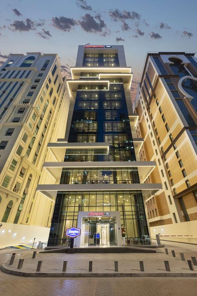 Hotel Hampton By Hilton Doha Old Town Exterior foto