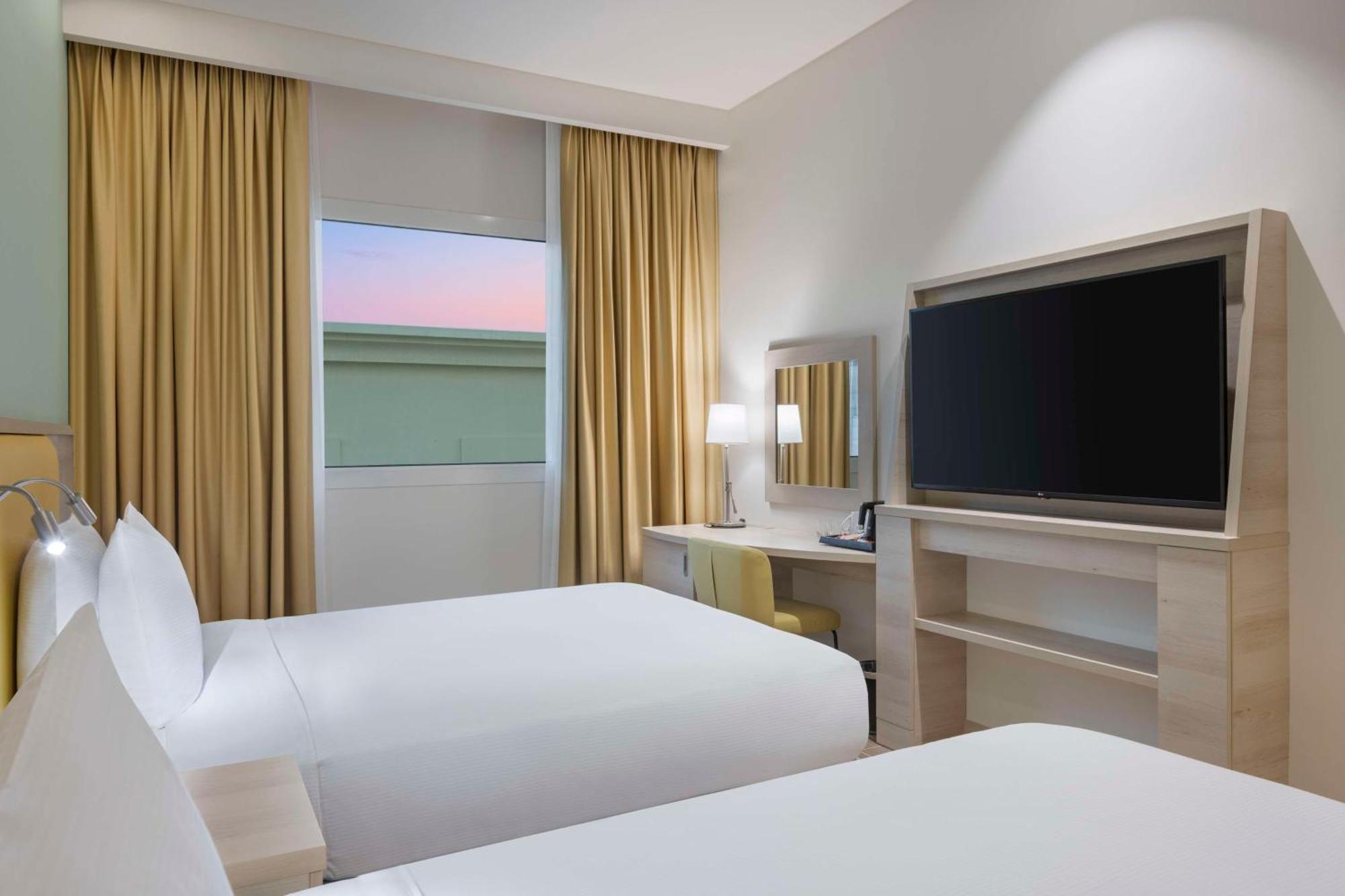 Hotel Hampton By Hilton Doha Old Town Exterior foto